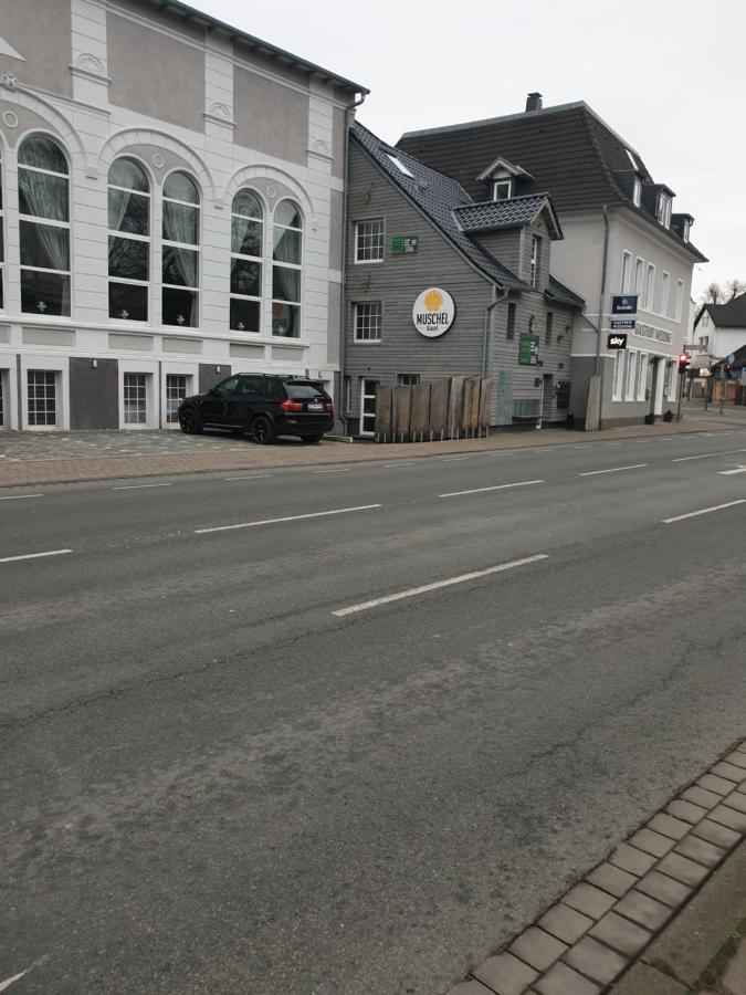 Victory Guesthouse - Handwerker Pension Bielefeld Ngoại thất bức ảnh