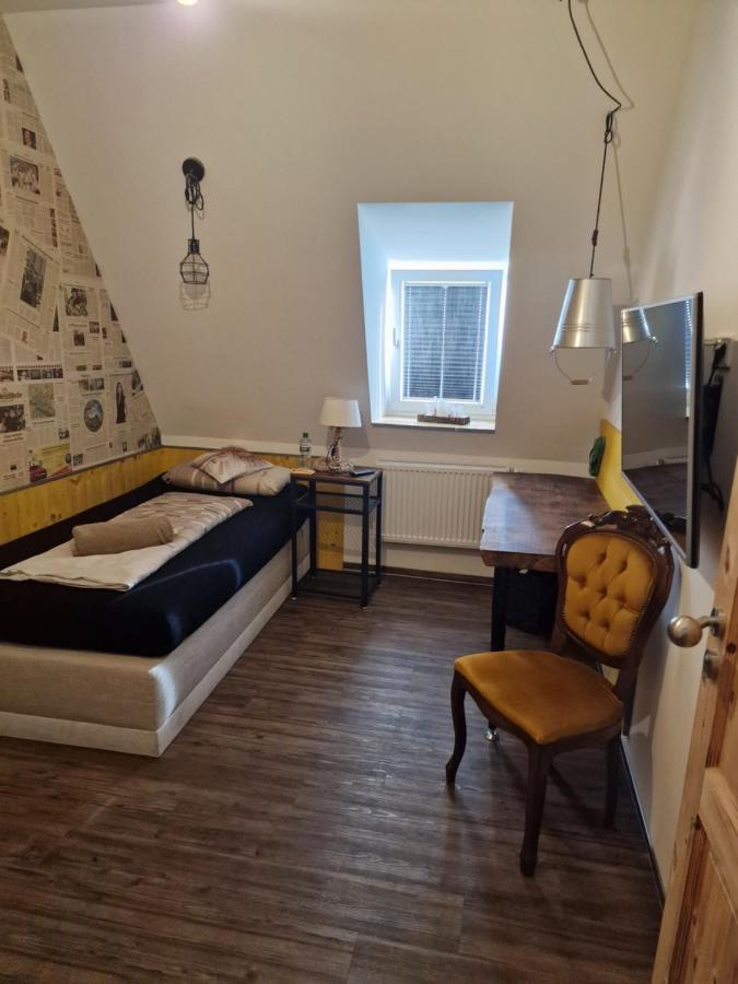 Victory Guesthouse - Handwerker Pension Bielefeld Ngoại thất bức ảnh