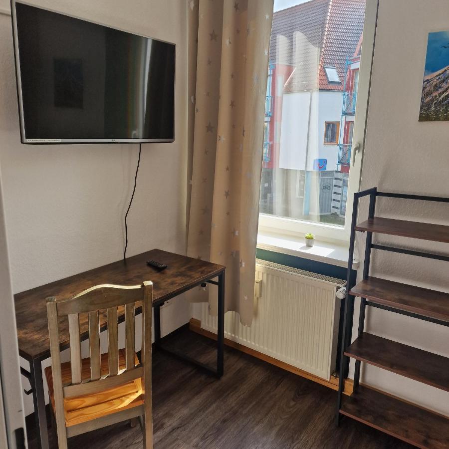 Victory Guesthouse - Handwerker Pension Bielefeld Ngoại thất bức ảnh