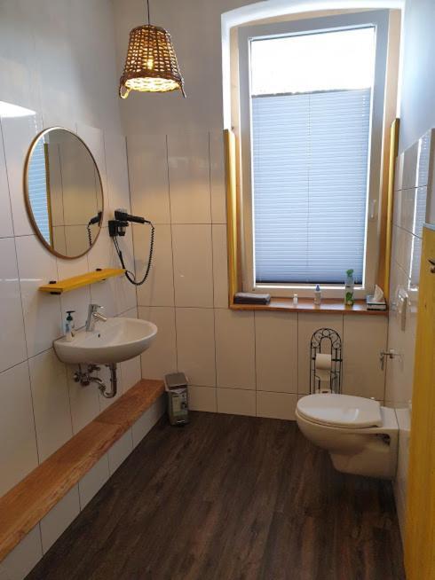 Victory Guesthouse - Handwerker Pension Bielefeld Ngoại thất bức ảnh